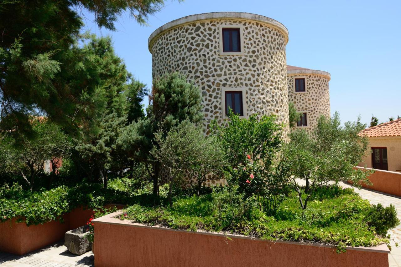 Varos Village Boutique Hotel Exterior foto